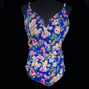 Splash into Style with Time and Tru Floral Swimsuit - Size XL (16-18)